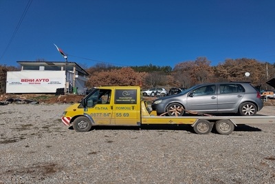 Теглене на джип по магистрала Е80 от екипа на Пътна помощ Костинброд